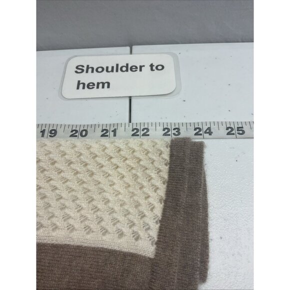 Quinn 100% cashmere tan Ivory crochet color block keyhole sweater size S - Picture 6 of 10